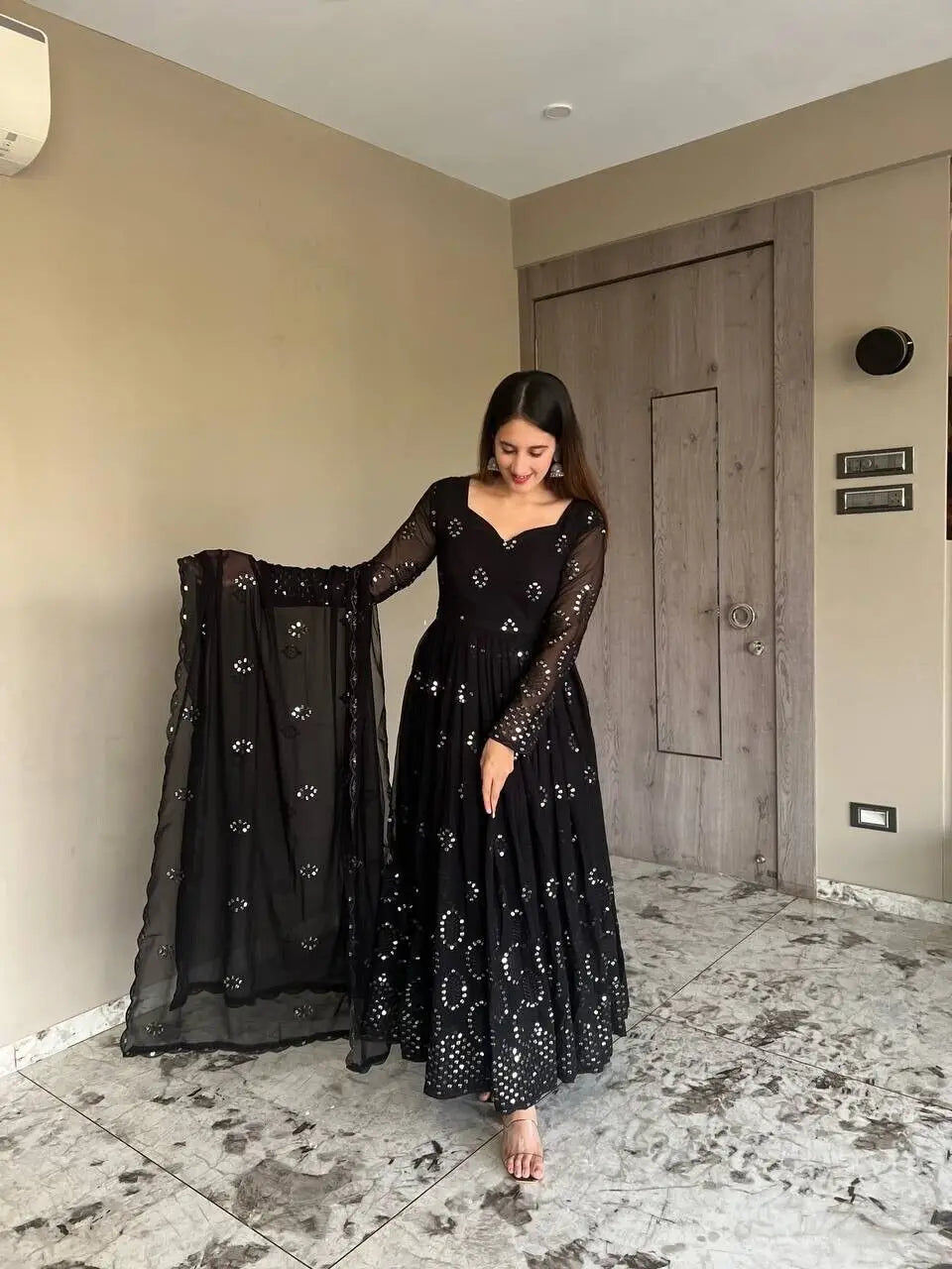 Black Salwar Kameez Heart-shaped Collar Elegant Long Sleeved Sequin Decoration Indian Traditional Clothing Three Piece Set